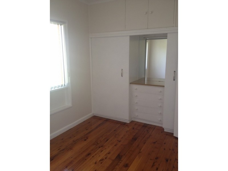 8 ORTELLA ST, Griffith NSW 2680