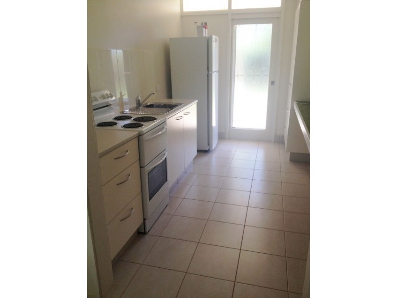 80  WHITTON RD, Yenda NSW 2681