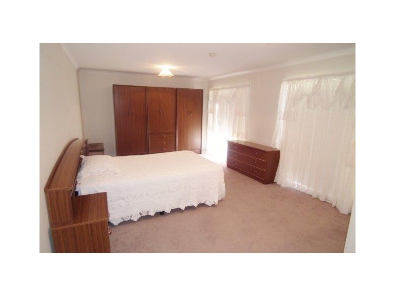 2677 HAMILTON RD, Yoogali NSW 2680