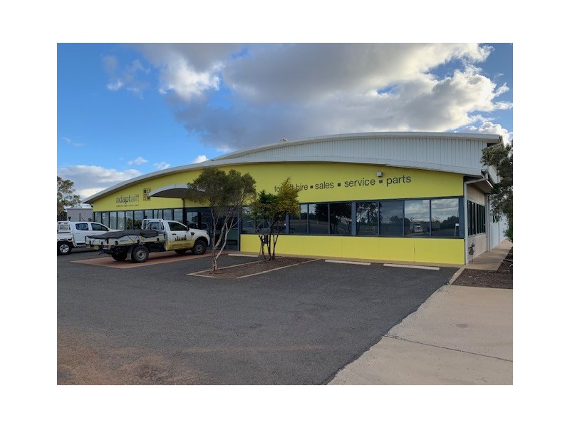 5 Favell Street, Griffith NSW 2680