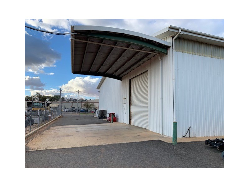 5 Favell Street, Griffith NSW 2680