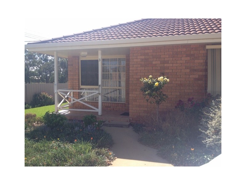 43 COOLAH ST, Griffith NSW 2680
