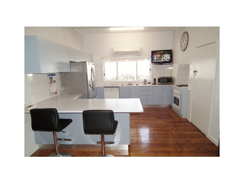 25 PARK STREET, Yenda NSW 2681