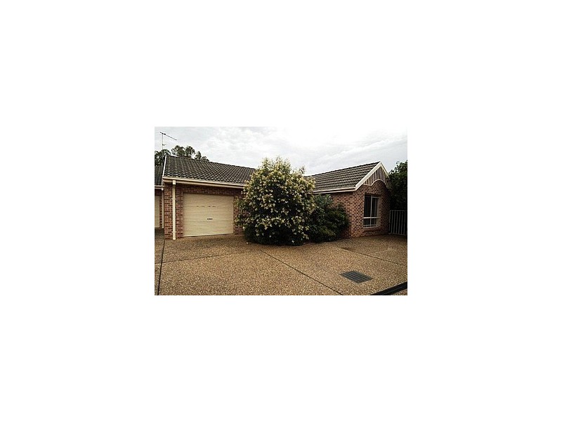 3/4 Colpitts Place, Griffith NSW 2680