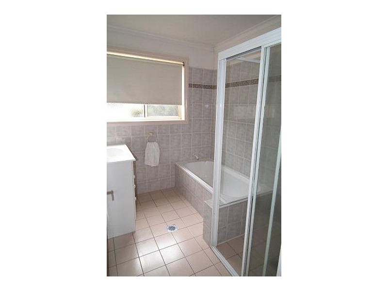 3/4 Colpitts Place, Griffith NSW 2680