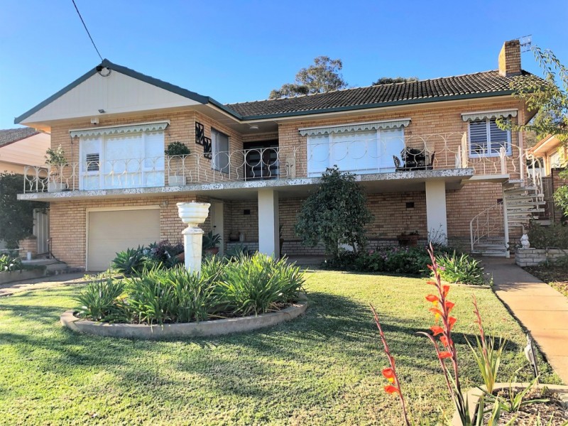 15 ORTELLA STREET, Griffith NSW 2680