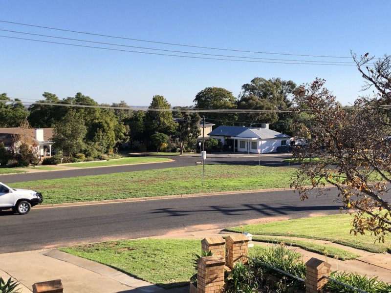 15 ORTELLA STREET, Griffith NSW 2680