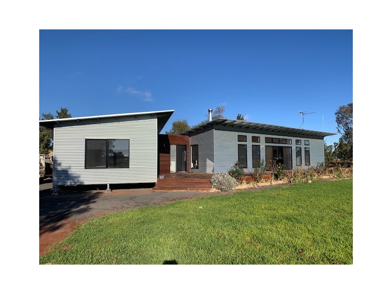 8955 Kidman Way, Hillston NSW 2675