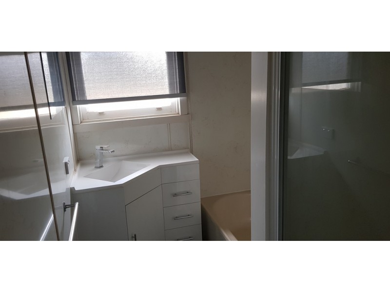 39 Napier Street, Goolgowi NSW 2652