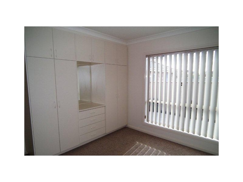 25 DICKSON RD, Griffith NSW 2680