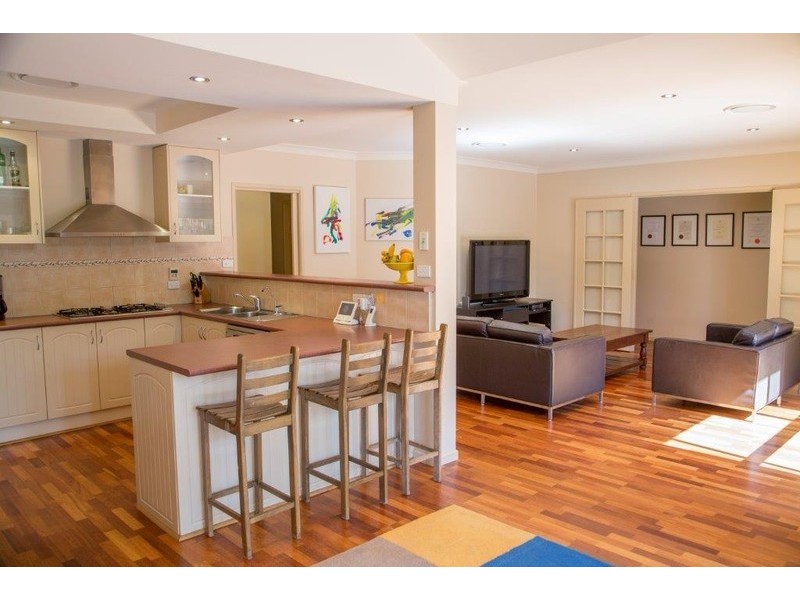 2 MARDON PLACE, Griffith NSW 2680