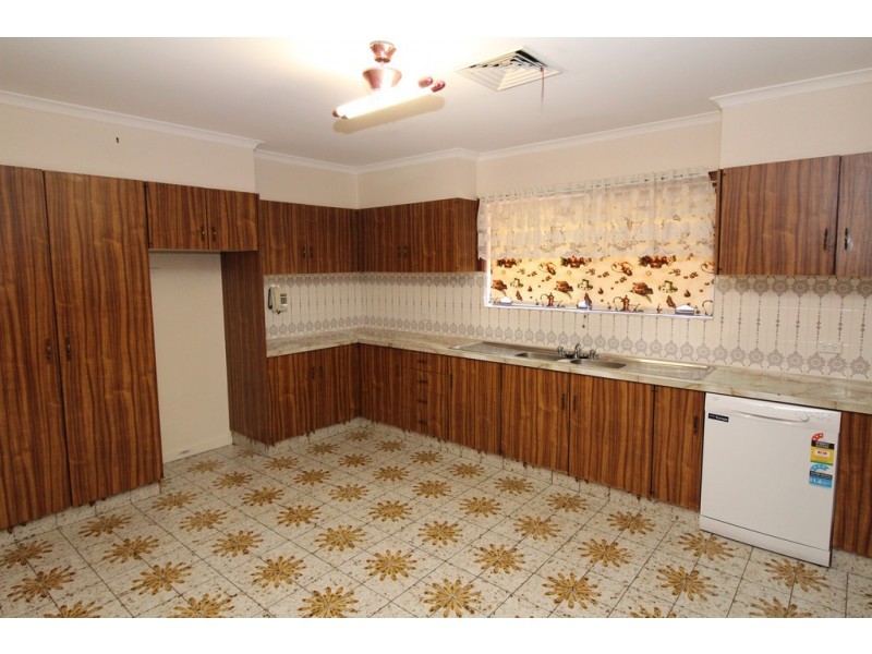 77 Blumer Avenue, Griffith NSW 2680