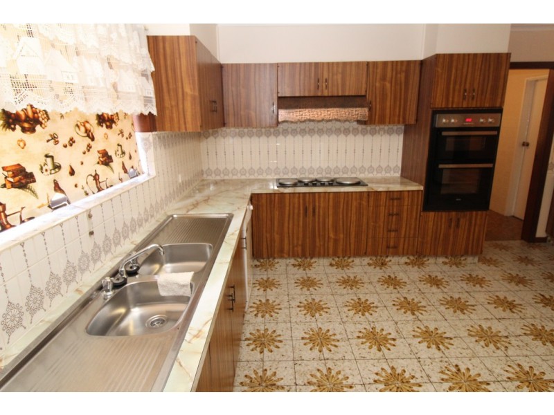 77 Blumer Avenue, Griffith NSW 2680