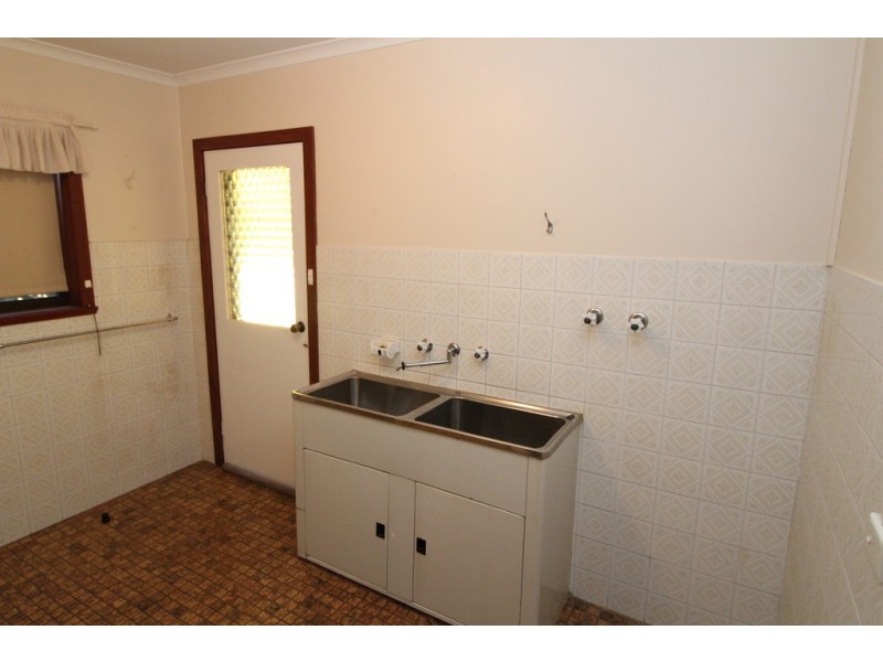77 Blumer Avenue, Griffith NSW 2680