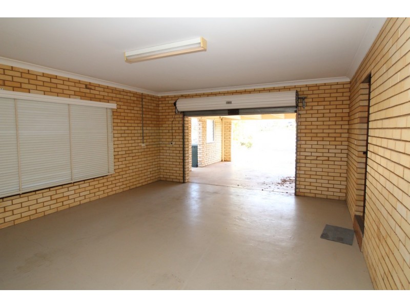 77 Blumer Avenue, Griffith NSW 2680