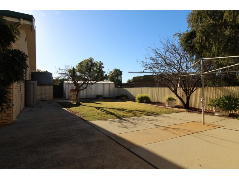 77 Blumer Avenue, Griffith NSW 2680