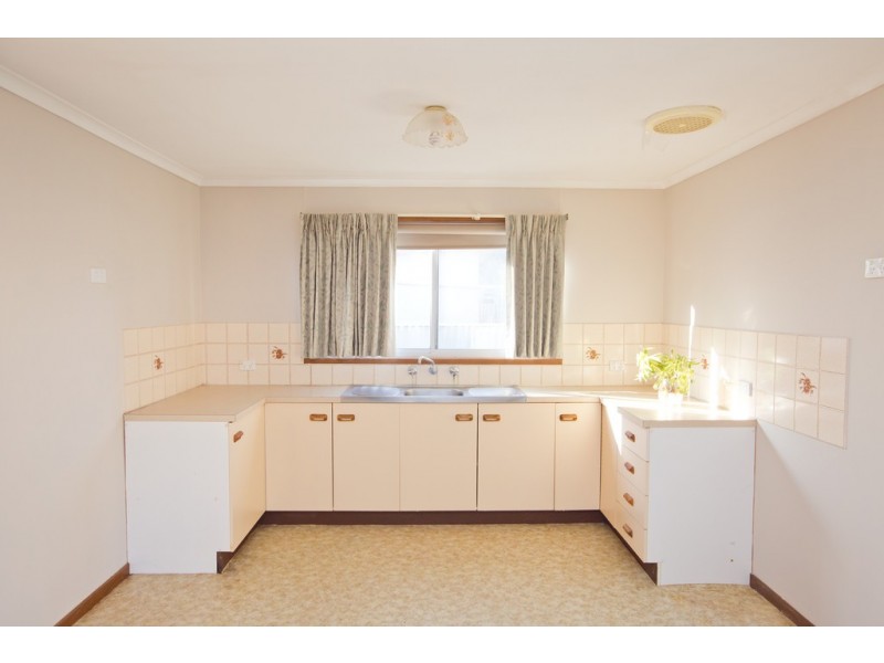 20 Boyd Street, Darlington Point NSW 2706