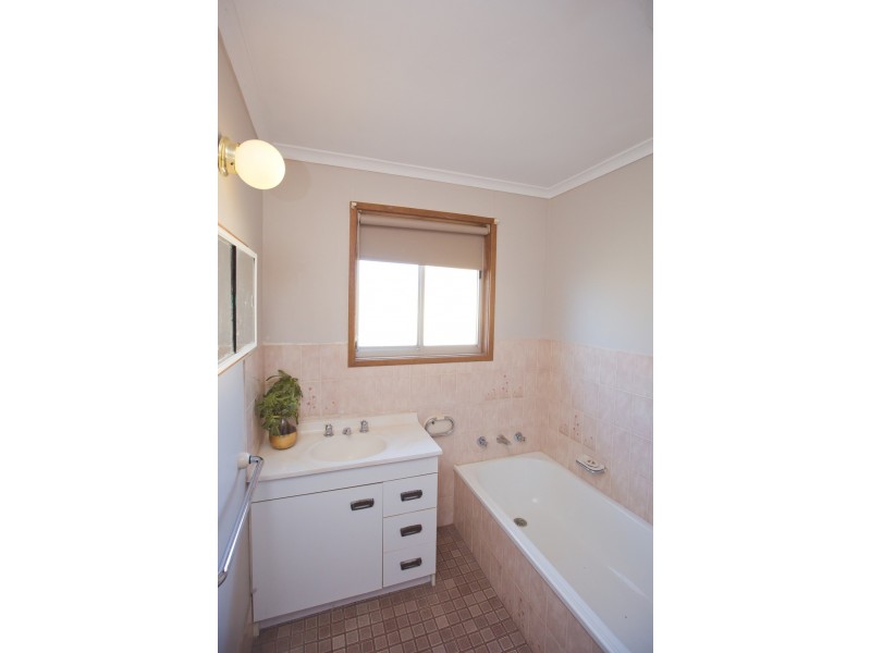 20 Boyd Street, Darlington Point NSW 2706