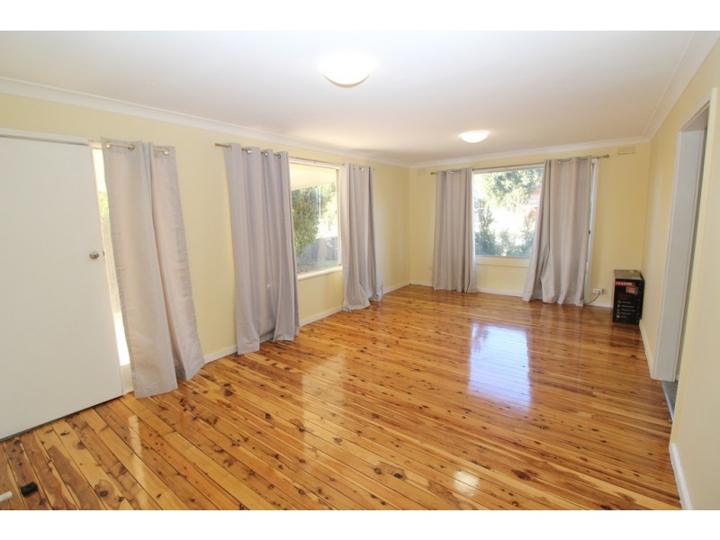 22 Bluebonnet Cres, Coleambally NSW 2707