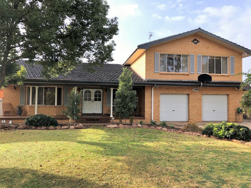 23 Clifton Boulevarde, Griffith NSW 2680