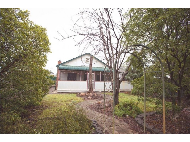 14 Stanbridge street, Yenda NSW 2681