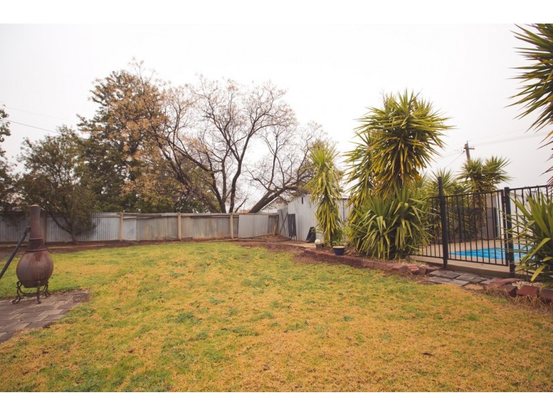 14 Stanbridge street, Yenda NSW 2681