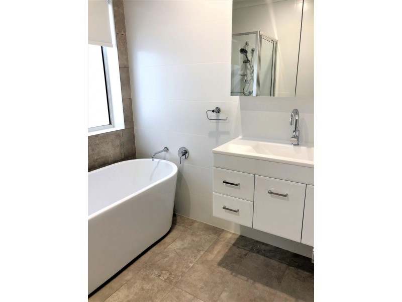 15 Lanza Grove, Griffith NSW 2680