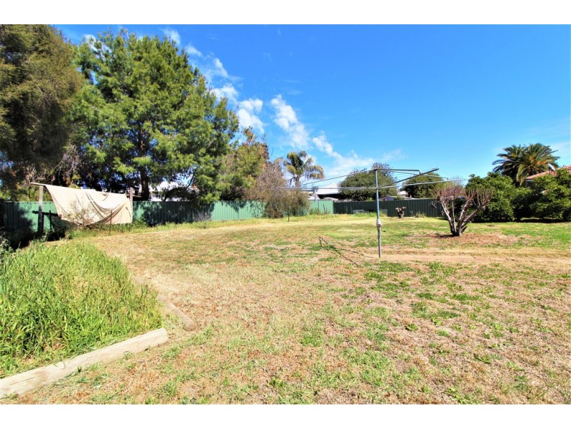 30 McAlister street, Darlington Point NSW 2706