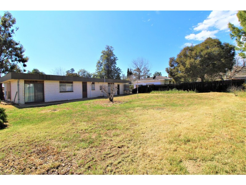 30 McAlister street, Darlington Point NSW 2706