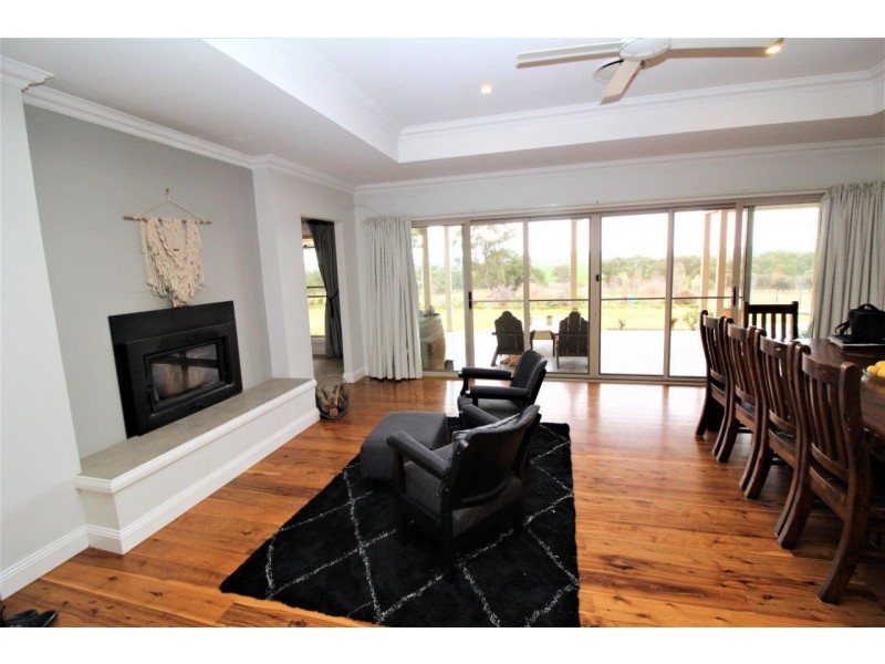 35 Mountain View Road, Myall Park NSW 2681