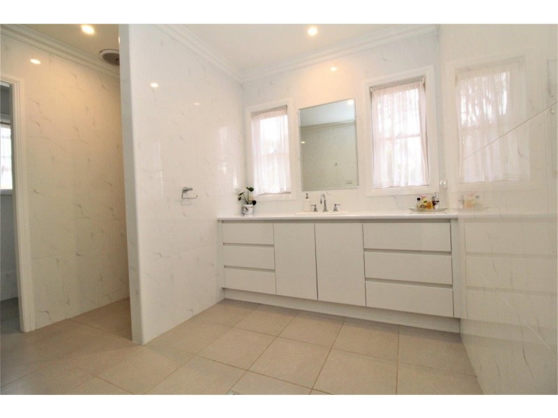 35 Mountain View Road, Myall Park NSW 2681