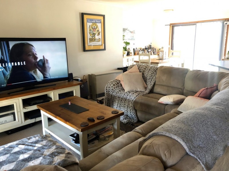 17 School Street, Hanwood NSW 2680