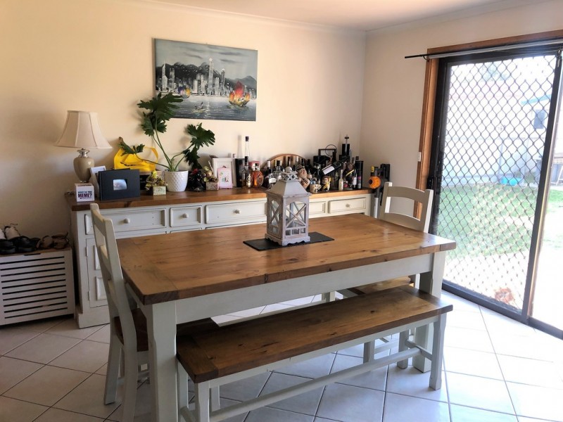 17 School Street, Hanwood NSW 2680