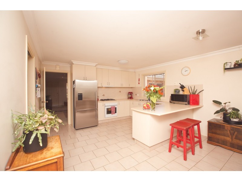 14 Little Road, Griffith NSW 2680