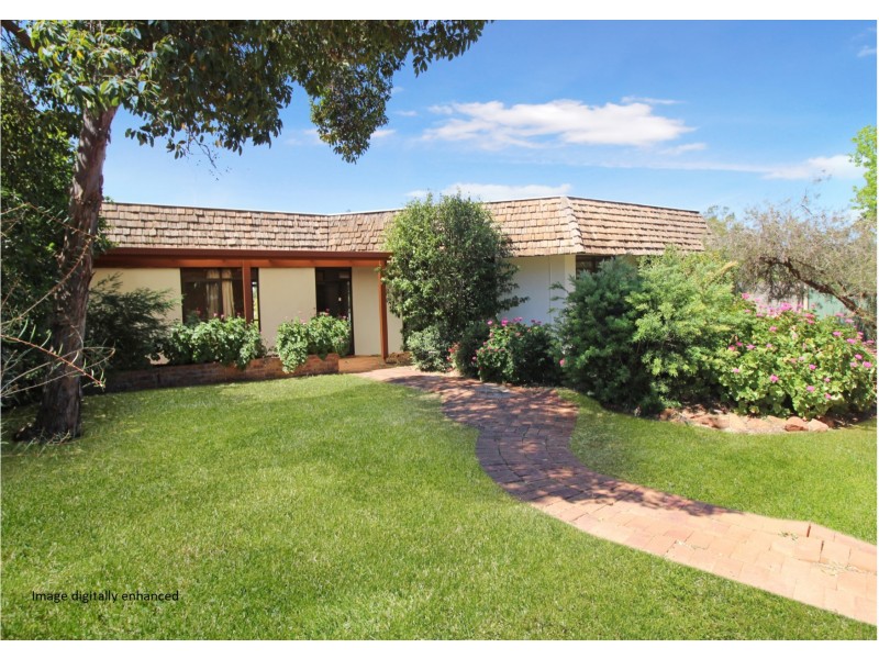 9 Foster Place, Griffith NSW 2680