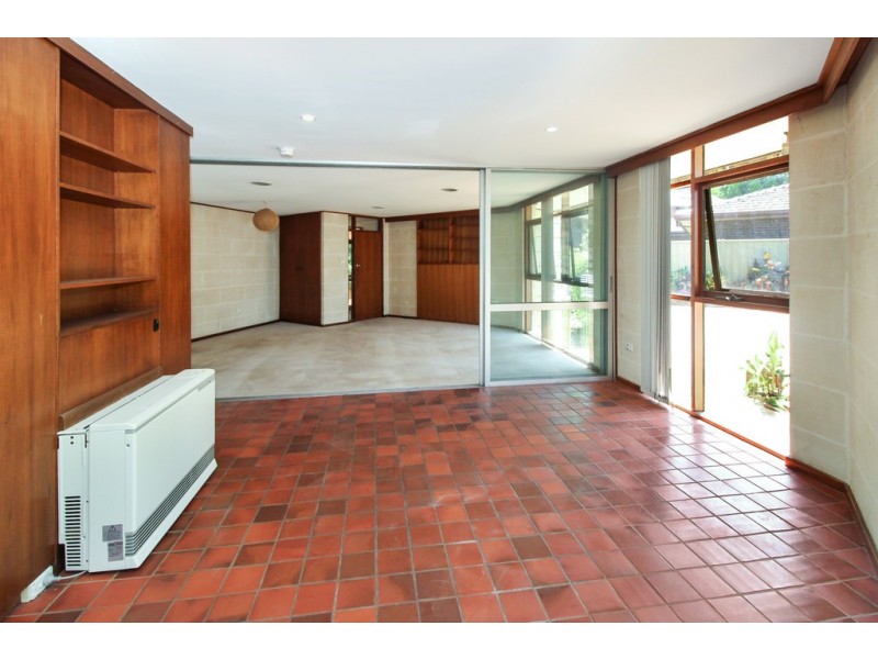 9 Foster Place, Griffith NSW 2680