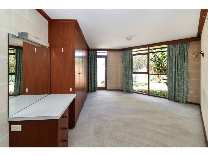 9 Foster Place, Griffith NSW 2680