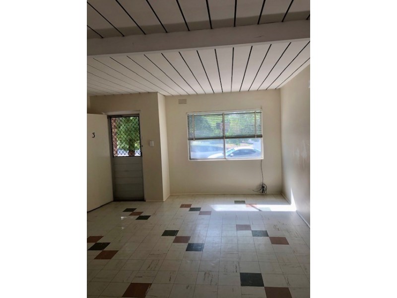 3 228 Wakaden, Griffith NSW 2680