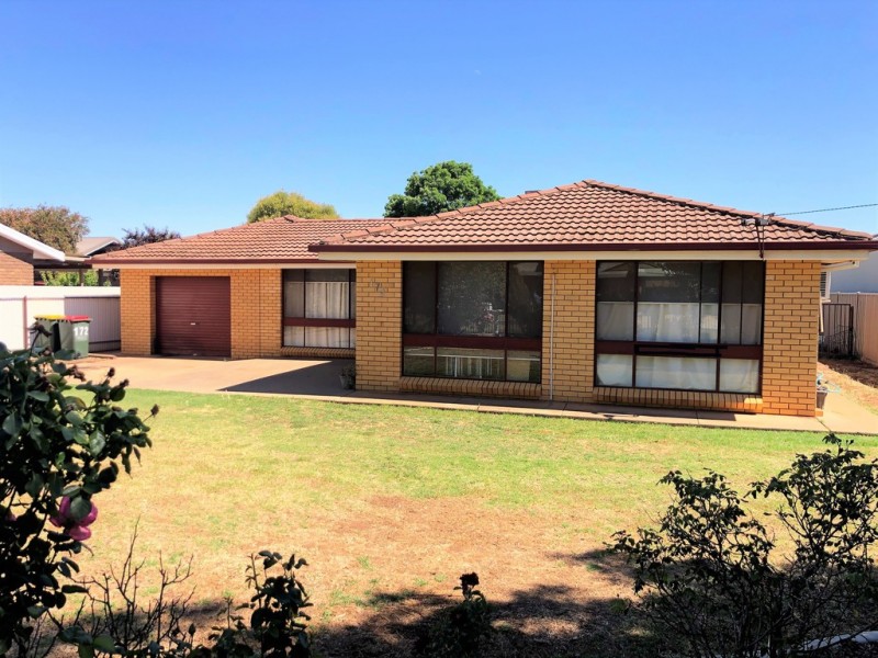 172 Erskine Road, Griffith NSW 2680