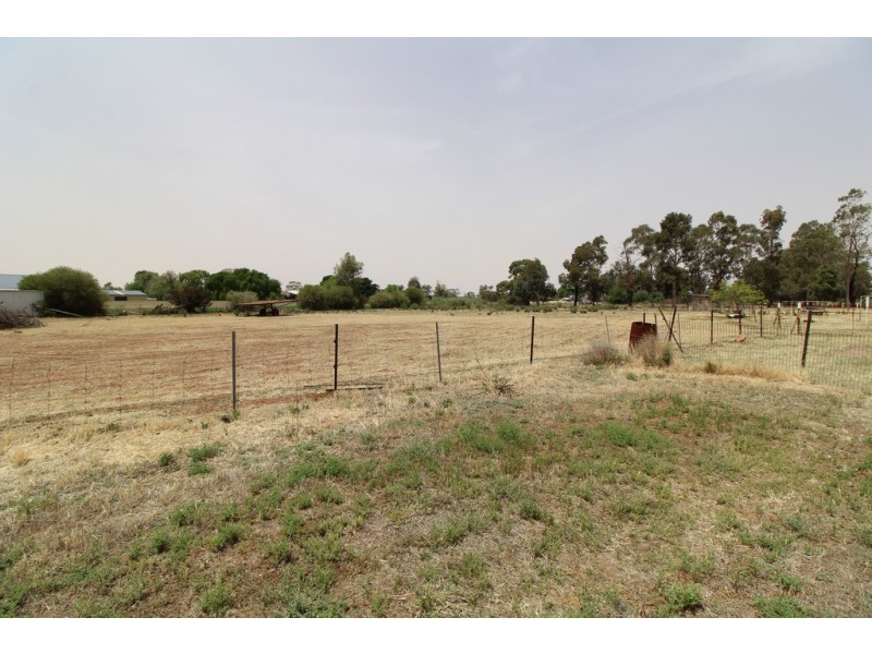 2400 Golf Course Road, Yenda NSW 2681