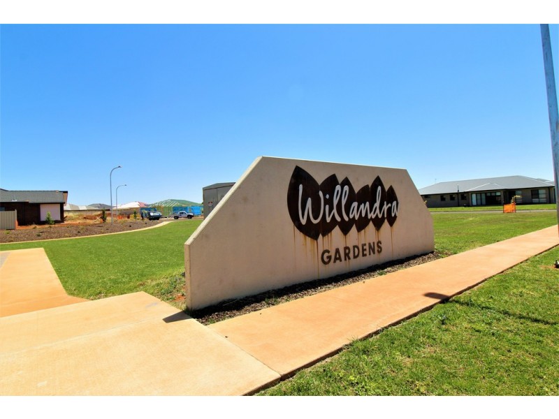 14 Cappello Close, Griffith NSW 2680