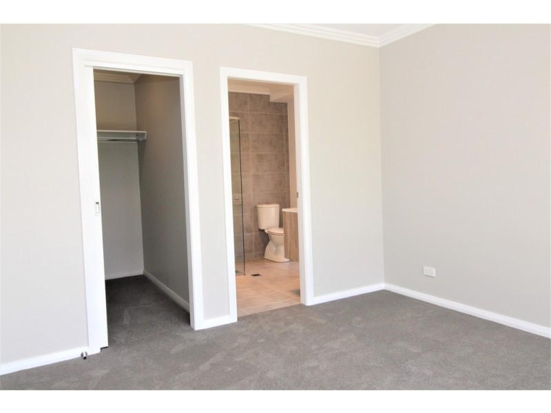 13B Braeburn Avenue, Griffith NSW 2680