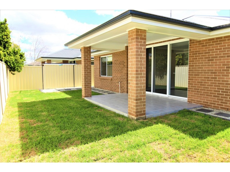 13B Braeburn Avenue, Griffith NSW 2680