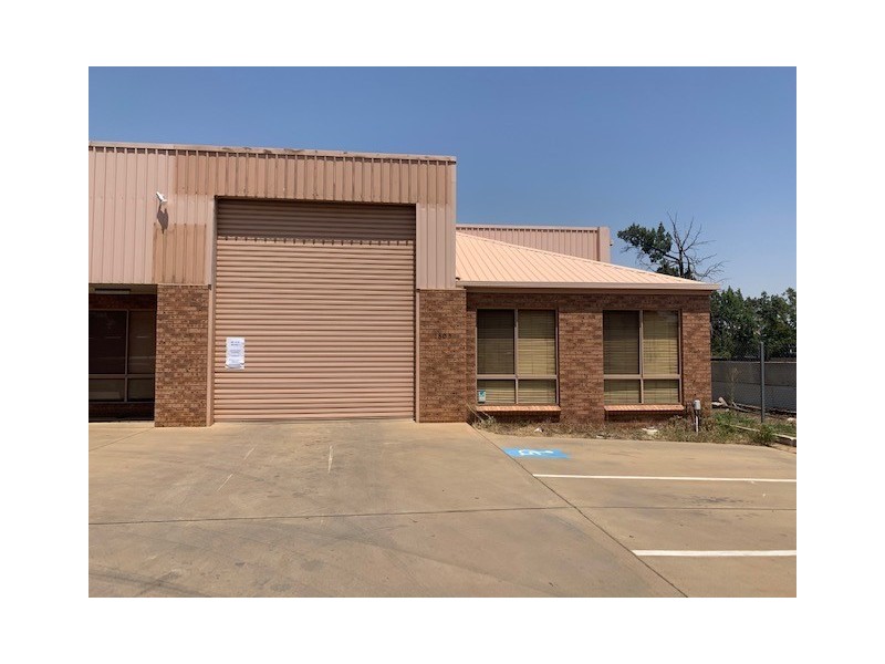 180 B Wakaden Street, Griffith NSW 2680