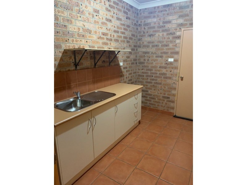 180 B Wakaden Street, Griffith NSW 2680