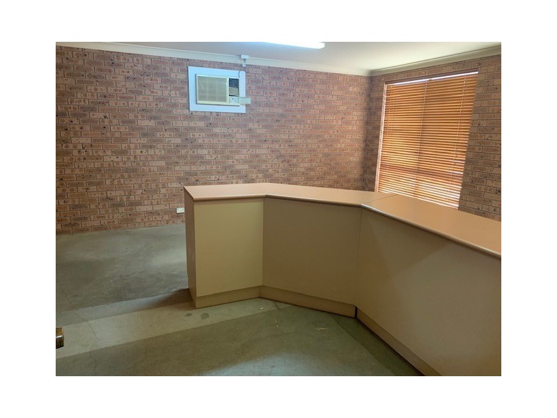 180 B Wakaden Street, Griffith NSW 2680