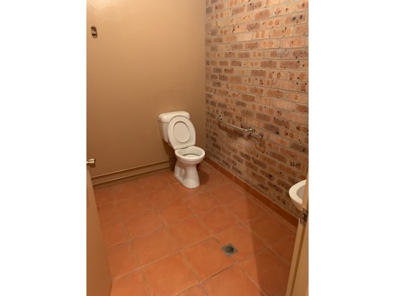 180 B Wakaden Street, Griffith NSW 2680