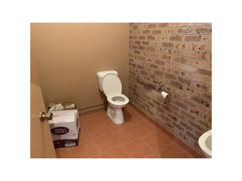 180 B Wakaden Street, Griffith NSW 2680