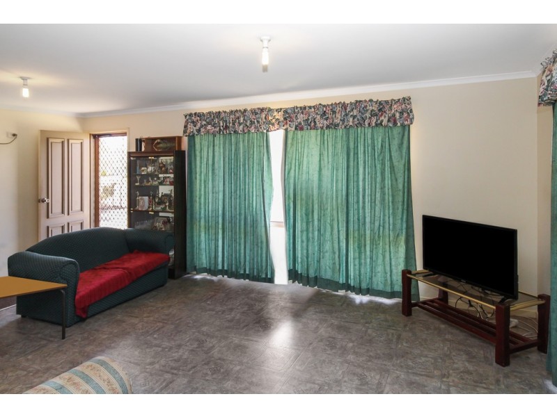 10 Elder Road, Griffith NSW 2680