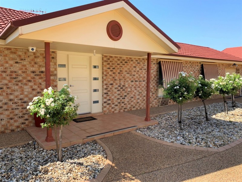 1/16 Powys Place, Griffith NSW 2680